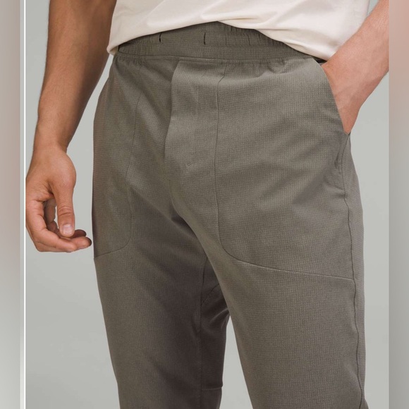Lululemon ABC Jogger *WovenAir Grey Sage - Picture 2 of 4